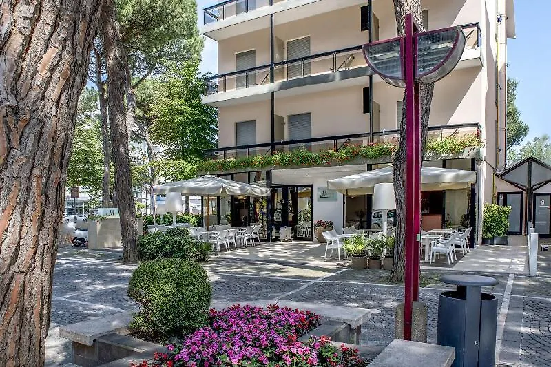 Hotel Morotti Misano Adriatico 3*,  Italien