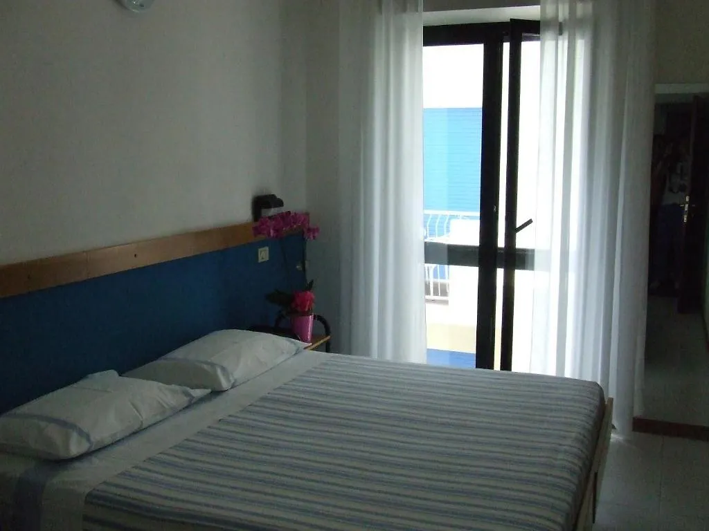 מיסאנו אדריאטיקו Hotel Morotti