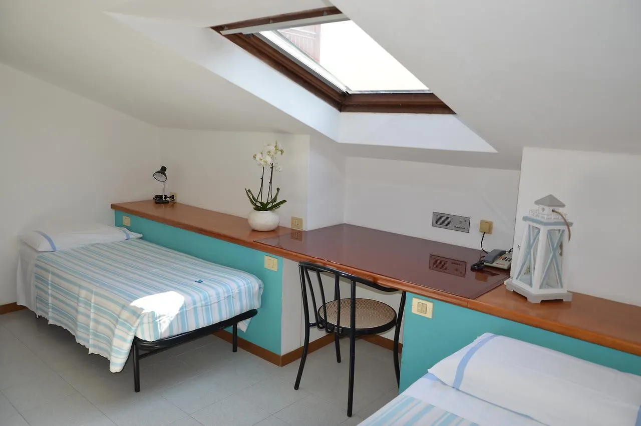 Hotel Morotti Misano Adriatico 3*,  Italien
